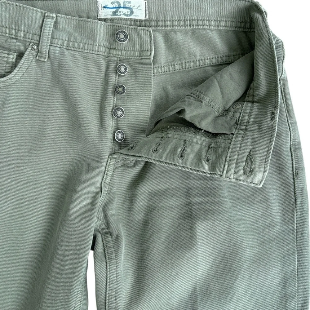 EUC Free People Maggie Distressed Jeans Moss Green Size 25